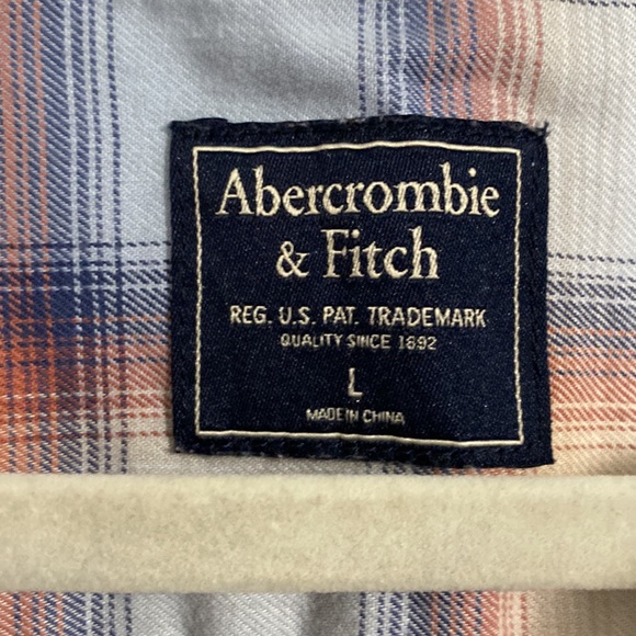 Abercrombie & Fitch Men's Flannel button down - Picture 3 of 3